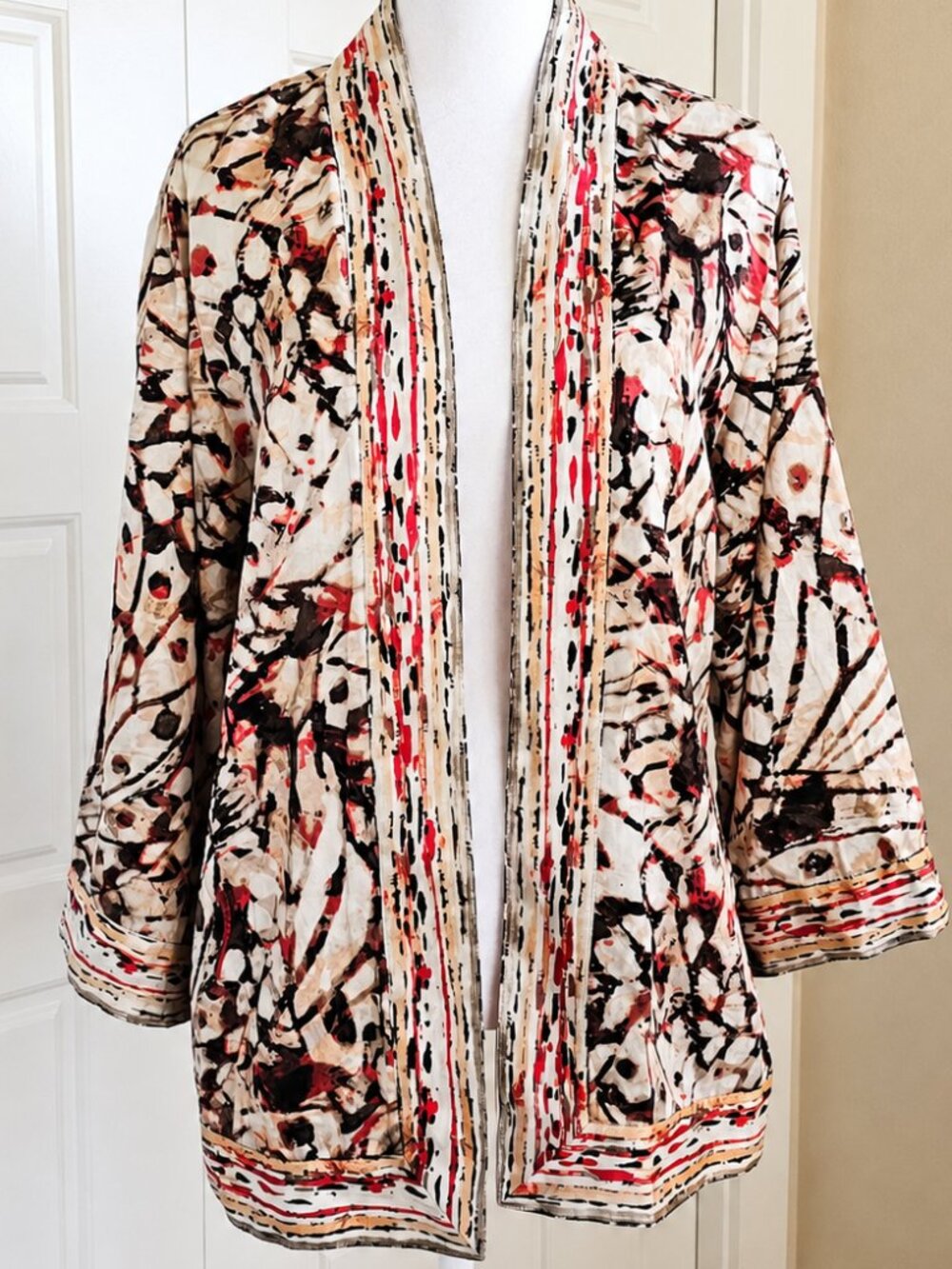 Chico’s Silk Cotton Kimono Jacket Size 2 Large Abstract Maximalist Open Topper